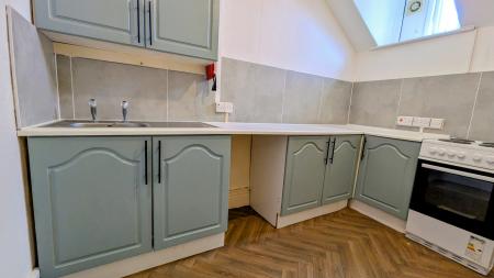 1 bedroom Flat to let in 95 Bold Street, Fenny Drayton, FY7