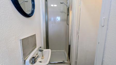 1 bedroom Flat to let in 95 Bold Street, Fenny Drayton, FY7