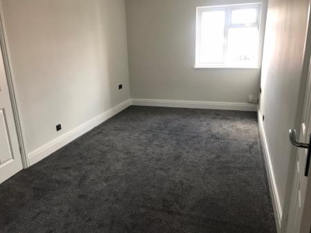 2 bedroom Flat to let in Upper Bond Street, Hinckley, LE10