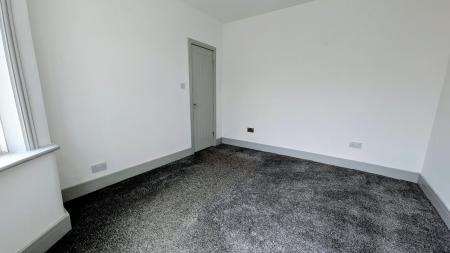 1 bedroom Flat to let in Holmfield Road, Bispham, Blackpool, Fenny Drayton, FY2