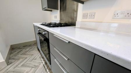 1 bedroom Flat to let in Holmfield Road, Bispham, Blackpool, Fenny Drayton, FY2