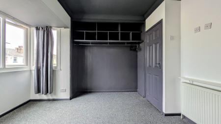 1 bedroom Flat to let in Banks Street, Blackpool, Fenny Drayton, FY1