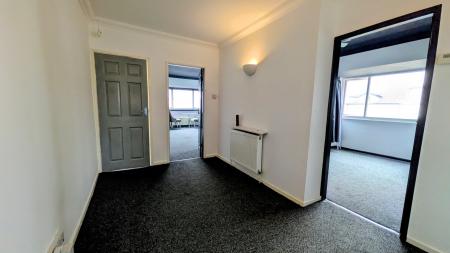 1 bedroom Flat to let in Banks Street, Blackpool, Fenny Drayton, FY1