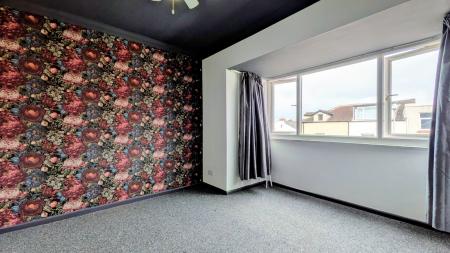 1 bedroom Flat to let in Banks Street, Blackpool, Fenny Drayton, FY1
