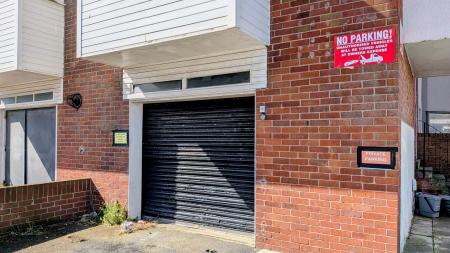 1 bedroom Flat to let in Banks Street, Blackpool, Fenny Drayton, FY1