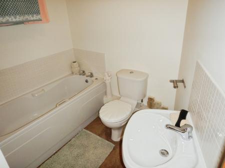3 bedroom Town house to let in Silken Court, Nuneaton, CV11