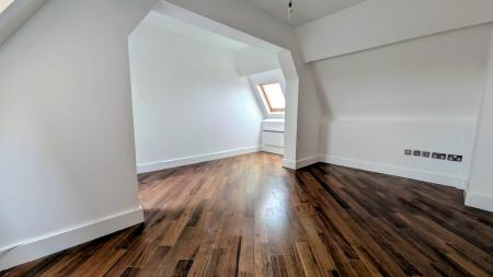 3 bedroom Flat to let in Queens Promenade Bispham, Lancashire, Blackpool, FY2