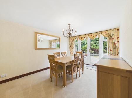 2 bedroom Detached bungalow for sale in Whitemoors Road, Stoke Golding, CV13