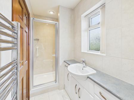 2 bedroom Detached bungalow for sale in Whitemoors Road, Stoke Golding, CV13