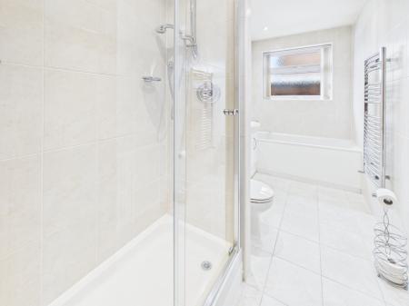 2 bedroom Detached bungalow for sale in Whitemoors Road, Stoke Golding, CV13