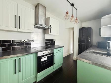 2 bedroom Terraced House to let in Bucks Hill, Camp Hill, Nuneaton, CV10