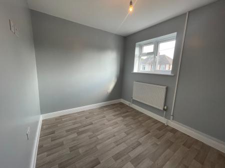 2 bedroom Terraced House to let in Elwell Avenue, Barwell, LE9
