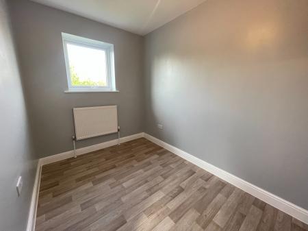 2 bedroom Terraced House to let in Elwell Avenue, Barwell, LE9