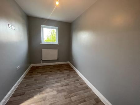 2 bedroom Terraced House to let in Elwell Avenue, Barwell, LE9