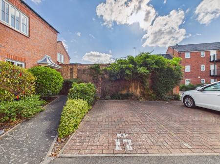 1 bedroom Apartment for sale in Kings Head Place, Market Harborough, LE16