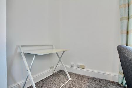 1 bedroom Flat to let in Tomkinson Road, Nuneaton, CV10