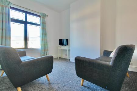1 bedroom Flat to let in Tomkinson Road, Nuneaton, CV10