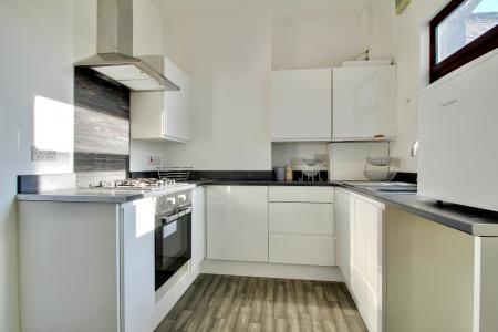 1 bedroom Flat to let in Tomkinson Road, Nuneaton, CV10