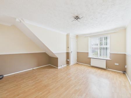 2 bedroom Semi-detached house for sale in Charlecote Walk, Nuneaton, CV11