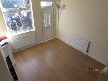 2 bedroom Terraced House to let in New Street, Bedworth, CV12