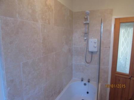 2 bedroom Terraced House to let in New Street, Bedworth, CV12