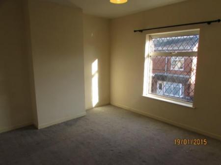 2 bedroom Terraced House to let in New Street, Bedworth, CV12