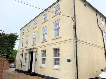 1 bedroom Flat to let in College Street, Ullesthorpe, LE17