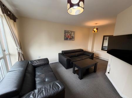 3 bedroom Semi-detached house to let in Cypress Way, Nuneaton, CV10