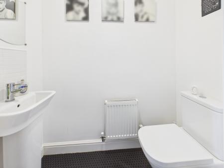 3 bedroom Detached house for sale in Rocket Drive, Hinckley, LE10