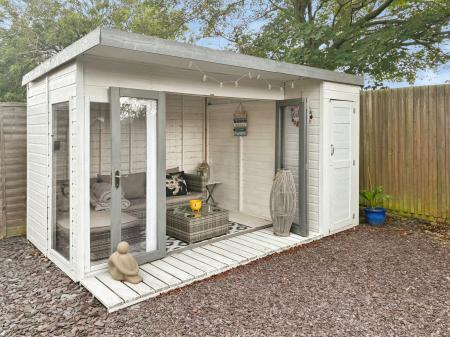 3 bedroom Detached house for sale in Rocket Drive, Hinckley, LE10