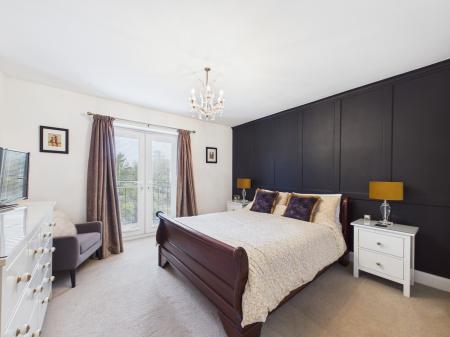 4 bedroom Detached house for sale in Sapcote Road, Burbage, LE10