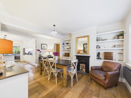 4 bedroom Detached house for sale in Sapcote Road, Burbage, LE10