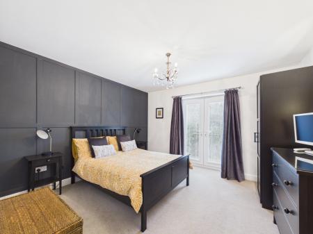 4 bedroom Detached house for sale in Sapcote Road, Burbage, LE10