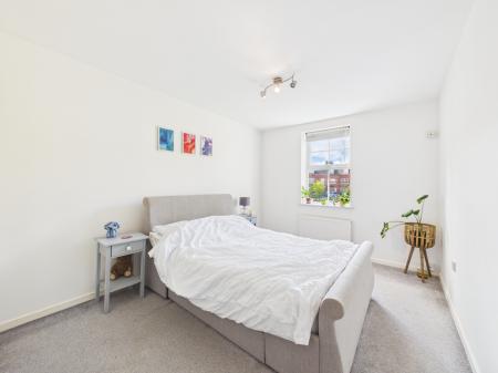 2 bedroom Flat for sale in Marlborough Road, Nuneaton, CV11