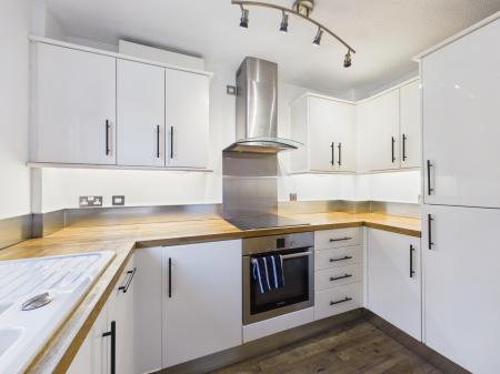 2 bedroom Semi-detached house for sale in Arnold Road, Stoke Golding, CV13