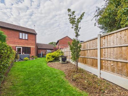 2 bedroom Semi-detached house for sale in Arnold Road, Stoke Golding, CV13