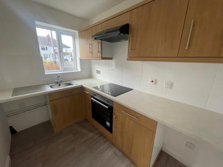 1 bedroom Terraced House to let in Watersbridge Gardens, Nuneaton, CV10