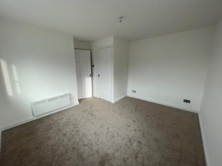 1 bedroom Terraced House to let in Watersbridge Gardens, Nuneaton, CV10