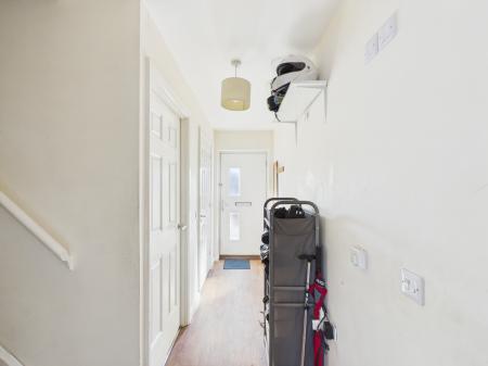 3 bedroom Terraced House for sale in Langham Close, Hinckley, LE10