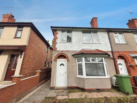 3 bedroom Semi-detached house to let in Hollystitches Road, Nuneaton, CV10