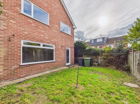 3 bedroom Detached house for sale in Leyland Road, Bulkington, CV12