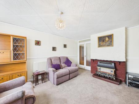 2 bedroom Terraced House for sale in Castle Close, Earl Shilton, LE9