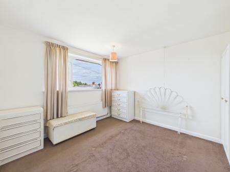 2 bedroom Terraced House for sale in Castle Close, Earl Shilton, LE9