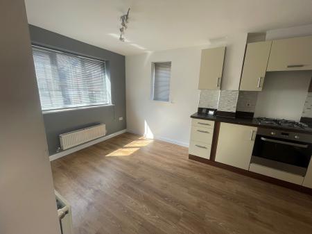 3 bedroom Detached house to let in Cowburn Lane, Nuneaton, CV10