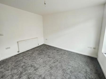 2 bedroom Terraced House to let in Duke Street, Nuneaton, CV11