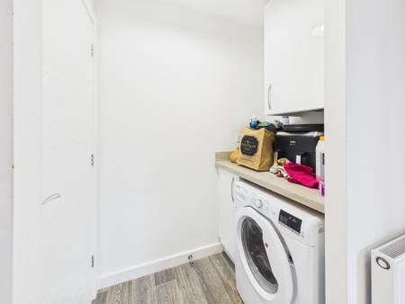 2 bedroom Semi-detached house for sale in Stock Dove Close, Hinckley, LE10