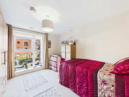 2 bedroom Apartment for sale in Elizabeth Coxhead Gardens, Hinckley, LE10