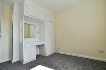 4 bedroom Bungalow to let in Bury Lane, Datchworth, SG3