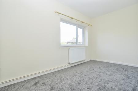 4 bedroom Bungalow to let in Bury Lane, Datchworth, SG3