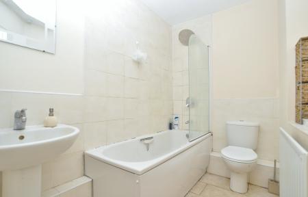 2 bedroom Flat for sale in Osier Court, Bancroft, Hitchin